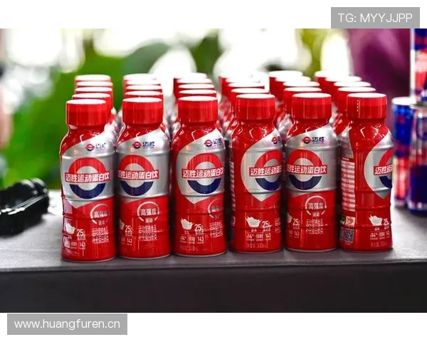 仲满家的冰箱里塞满了能量胶，连饮料都按训练时段分好类