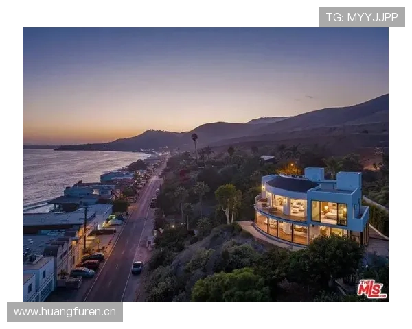 小威退役后晒出的日常：凌晨四点陪娃练琴，顺手买了栋马里布海景房