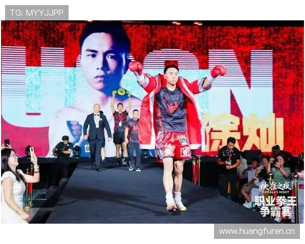 徐灿训练室外头那车，光一桶水的钱我都想哭了